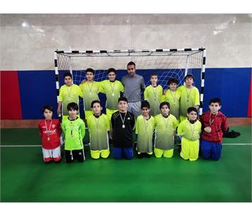 مسابقات ورزشی آموزشگاه های منطقه 5 آموزش و پرورش شهر تهران(م...